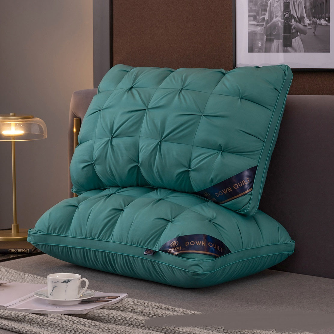Twisted Single Feather Velvet Pillow Core